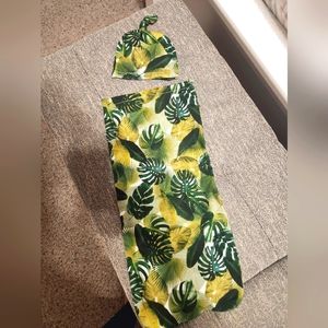 Newborn baby photo swaddle